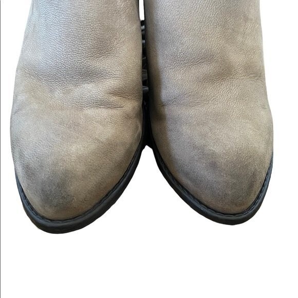 Steve Madden Adelphie Leather Distressed Ankle Booties Block Heal Slip On - Picture 5 of 12